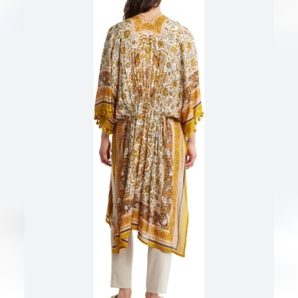 Vince Camuto Paisley Crinkle Top O/S - Picture 8 of 8